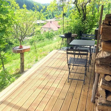 Ferienwohnung Le Repaire Des Belettes Chaux-des-Crotenay Exterior foto